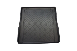 Boot mat suitable for Peugeot 308 II SW 2014-2021 wagon Guardliner anti slip PE/TPE rubber (PEU538TM-G) (1)