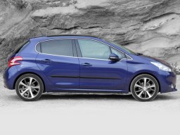 Door protector Peugeot 208 I 2012-2019 5d (PEU428PU)