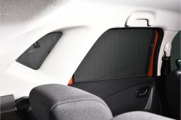 Sun shades Renault Captur I 2013-present  Car Shades - rear side doors (1)