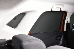 Sun shades Renault Captur I 2013-present Car Shades - rear side doors (1)