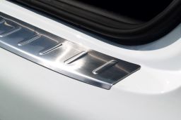 Renault Clio IV 2012-> 5-door hatchback rear bumper protector stainless steel (REN2CLBP) (3)