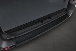 Rear bumper protector suitable for Renault Master IV 2024->   aluminium diamond plate matt black (REN2MABP) (1)