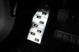 Foot rest trim suitable for Renault Mégane IV Estate - Grandtour 2016-> wagon stainless steel brushed (REN3MEFA) (1)