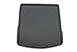 Boot mat suitable for Seat Exeo 2008-2013 4-door saloon Guardliner anti slip PE/TPE rubber (SEA1EXTM-G) (1)