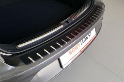 Rear bumper protector Seat Leon (5F) 2012-2020 5-door hatchback stainless steel - carbon foil (SEA6LEBA) (1)