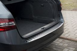 Skoda Superb III Combi (3V) 2015-> wagon rear bumper protector stainless steel (SKO10SUBP) (1)