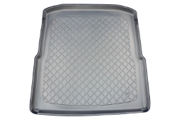 Boot mat suitable for Skoda Superb IV Combi (B9) 2024-> wagon Guardliner anti slip PE/TPE rubber (SKO10SUTM-G) (1)