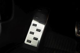 Foot rest trim Skoda Karoq (NU) 2017-> stainless steel brushed (SKO1KAFA) (1)