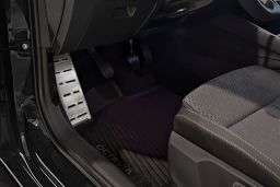 Foot rest trim Audi Octavia IV Combi (NX) 2020-> wagon stainless steel (SKO2OCFV) (1)