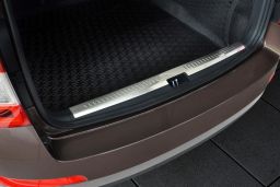 Skoda Octavia III Scout (5E) 2014-> wagon trunk entry cover stainless steel (SKO31OCBP) (1)