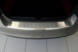 Skoda Rapid (NH3) 2012-> 5-door hatchback rear bumper protector stainless steel (SKO3RABP) (1)