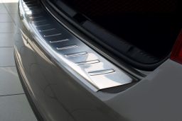 Skoda Rapid (NH3) 2012-> 5-door hatchback rear bumper protector stainless steel (SKO3RABP) (3)