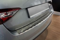 Skoda Superb III (3V) 2015-> 5-door hatchback rear bumper protector stainless steel (SKO7SUBP) (1)