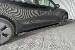 Side skirts suitable for Tesla Model 3 2017-present 4-door saloon - painted (TES1M3MS) (1)