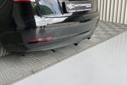 Rear diffuser suitable for Tesla Model 3 2017-2023 4-door saloon - painted (TES1M3RS) (1)