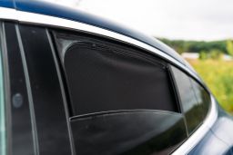 Sun shades suitable for Tesla Model X 2015->   Car Shades - rear side doors (1)