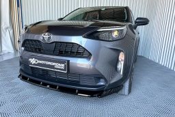 Front spoiler suitable for Toyota Yaris Cross (XP210) 2020-present - painted (TOY1YCMF) (1)