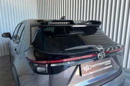 Roof spoiler suitable for Toyota Yaris Cross (XP210) 2020-present - painted (TOY1YCSU) (1)
