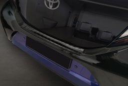 Rear bumper protector Toyota Aygo X 2022-> stainless steel anthracite (TOY7AYBP) (1)