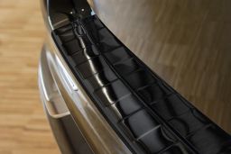 Volvo XC90 II 2015-> rear bumper protector stainless steel black (VOL10X9BP) (1)