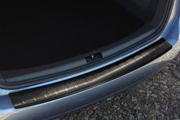 Volkswagen Touran I (1T facelift) 2010-2015 rear bumper protector stainless steel black (VW10TOBP)