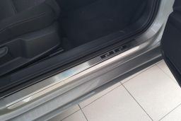 Door sill plates Volkswagen Passat (B8) 2014-present 4-door saloon stainless steel (VW13PAEA) (1)