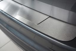 Rear bumper protector Volkswagen Tiguan II Allspace 2015->   stainless steel (VW18TIBA) (1)