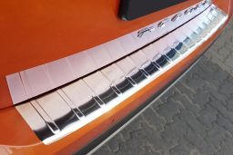 Volkswagen T-Cross (C1) 2018-> rear bumper protector stainless steel / Ladekantenschutz Edelstahl / achter bumperbeschermer RVS / protection de seuil de coffre acier inox (VW1TCBP)