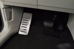 Foot rest trim Audi Tiguan II 2015->   stainless steel anthracite (VW1TIFV) (1)