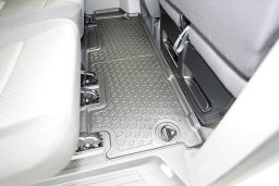 Car mats Volkswagen Transporter T6 - T6.1 2015->   Cool Liner PE/TPE rubber (VW2T6FM) (1)