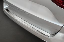 Rear bumper protector Volkswagen Multivan T7 (ST) 2022->   stainless steel high gloss (VW3T7BP) (1)