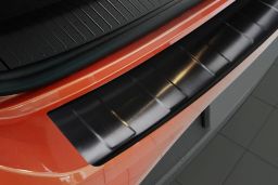 Volkswagen T-Roc (A1) 2017-present rear bumper protector stainless steel black (VW4TRBP) (3)