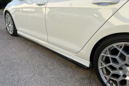 Side skirts Volkswagen Golf VII (5G) 2012-2020 5-door hatchback ABS - painted (VW5GOMS) (1)