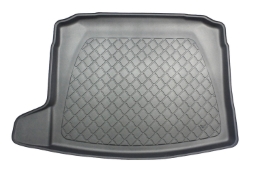 Boot mat suitable for Volkswagen Tiguan II 2015-2024   Guardliner  anti slip PE/TPE rubber (VW5TITM-G) (1)