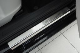 Door sill plates Volkswagen Touran (5T) 2015-present stainless steel (VW7TOEA) (1)