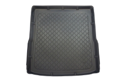 Boot mat suitable for Volkswagen Passat Variant (B7) 2010-2014 Guardliner anti slip PE/TPE rubber (VW9PATM-G) (1)