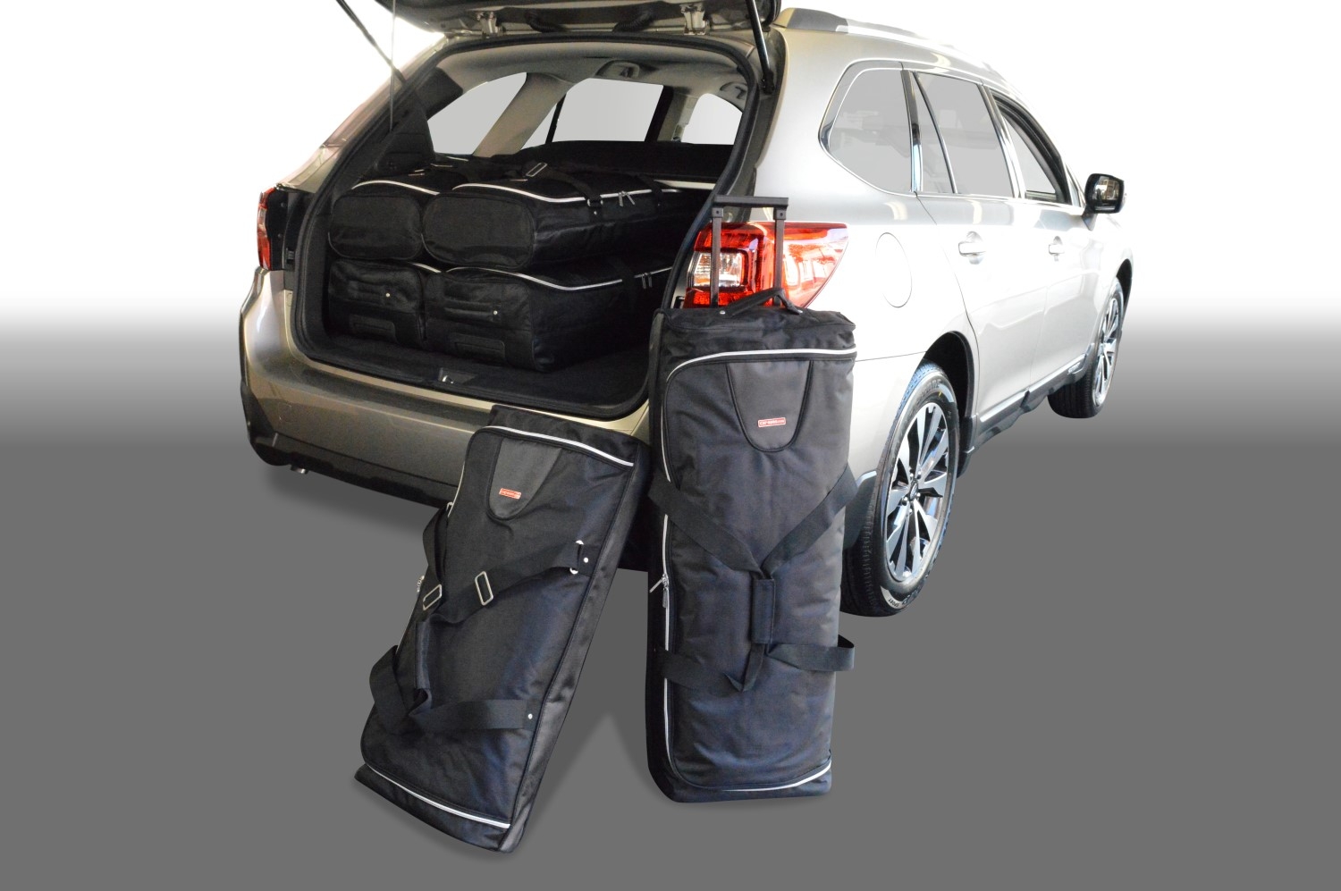 Reistassenset geschikt voor Subaru Outback V 2015-2020 wagon Original