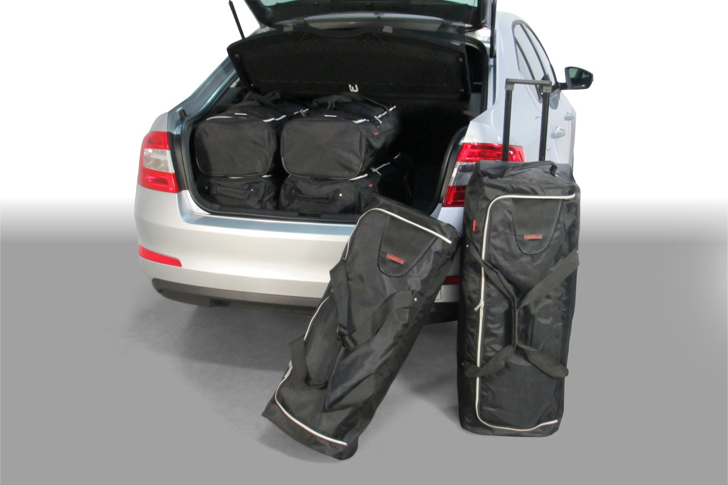 Set de sacs de voyage convient à Skoda Octavia III (5E) 2013-2020 5 portes bicorps Original