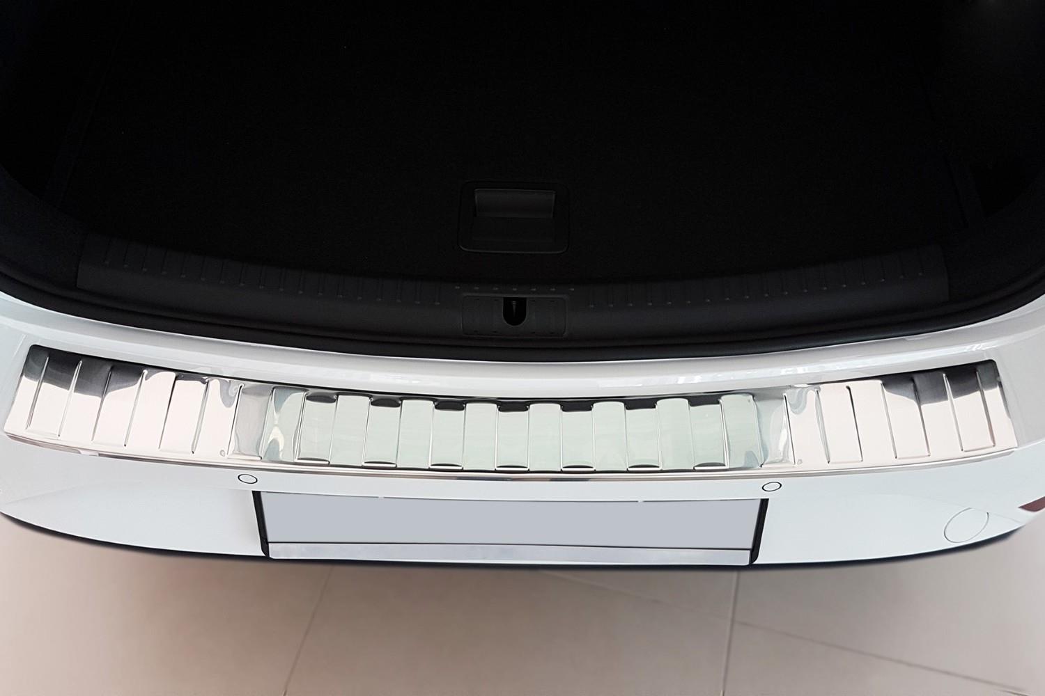Rear bumper protector suitable for Seat Leon Sportstourer (KL) 2020-present wagon stainless steel brushed