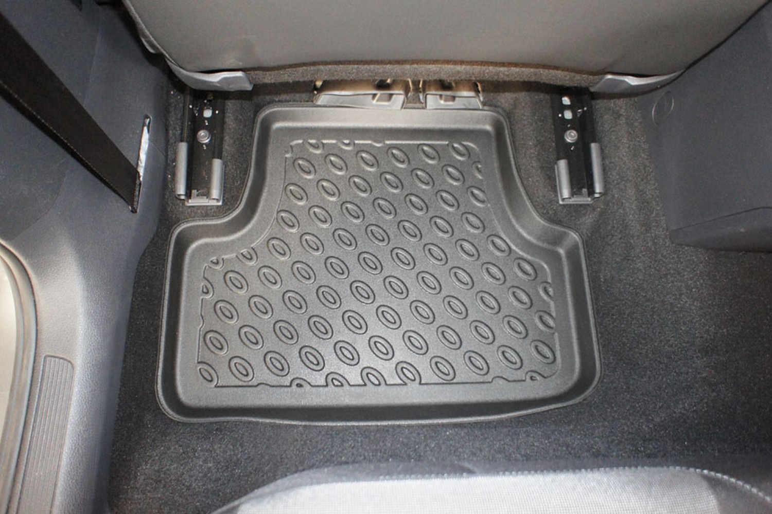 Car mats suitable for Seat Ateca (KH7) 2016-present Cool Liner PE/TPE rubber (SEA1AAFM-C) (4) Car mats suitable for Seat Ateca (KH7) 2016-present Cool Liner PE/TPE rubber (SEA1AAFM-C) (4)