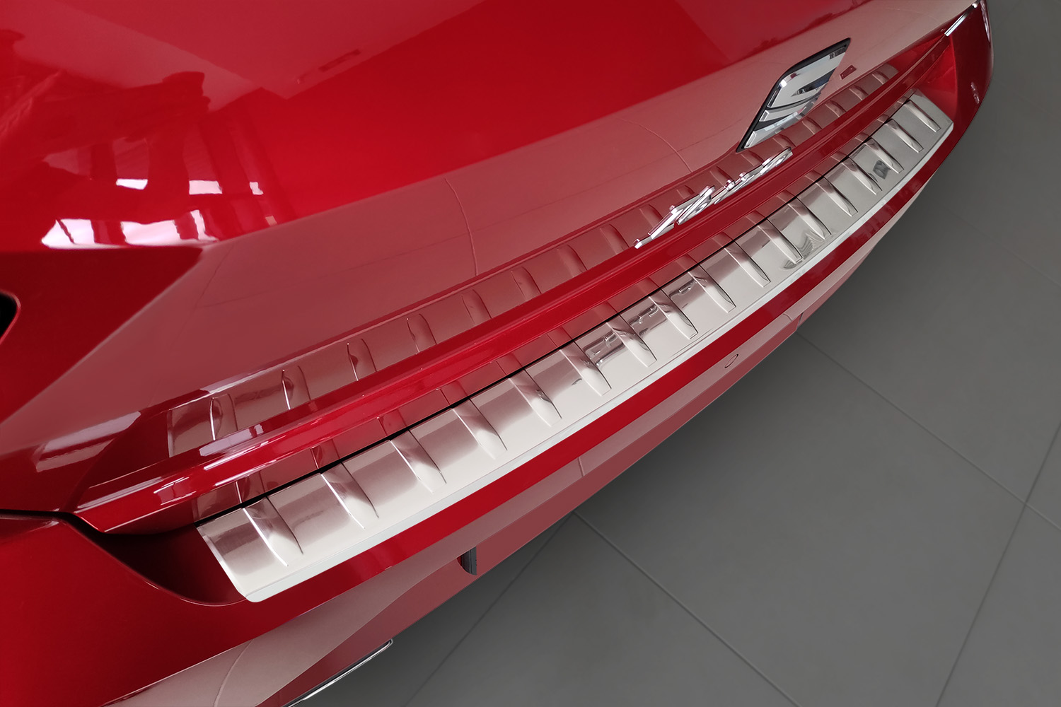 Bumperbeschermer Seat Ibiza (6F) 2021-heden 5-deurs hatchback RVS geborsteld