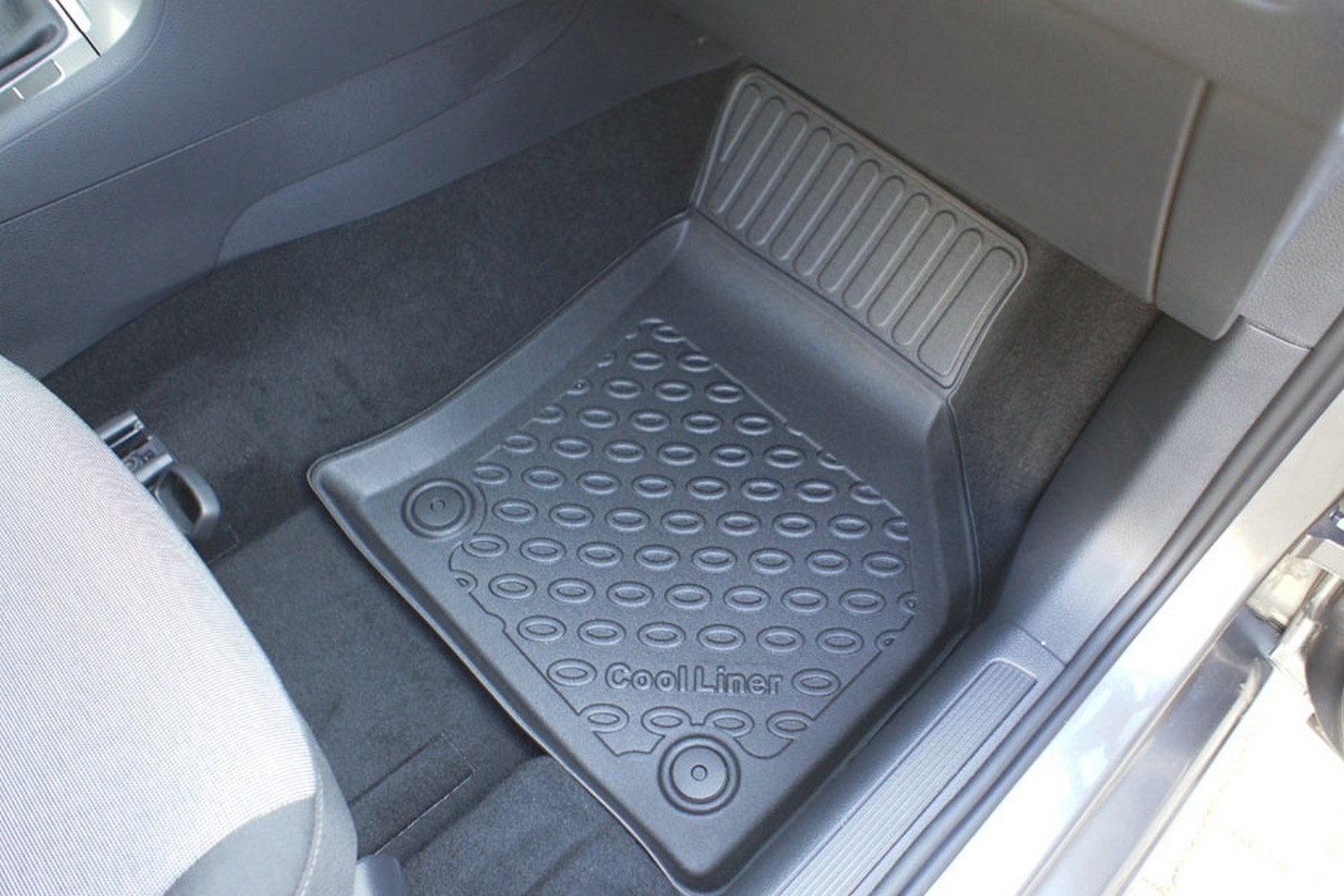 Car mats suitable for Seat Leon ST (5F) 2014-2020 wagon Cool Liner PE/TPE rubber (SEA2LEFM-C) (4)