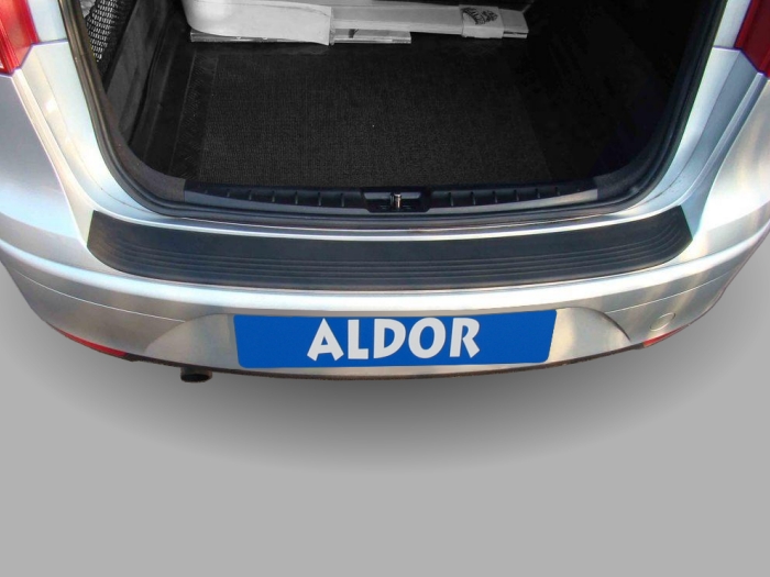 Rear bumper protector Seat Altea XL (5P) 2006-2015 PU
