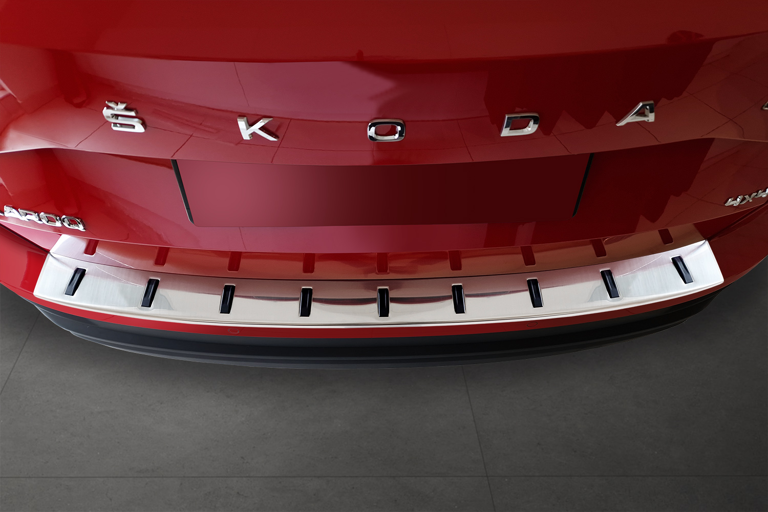 Bumperbeschermer geschikt voor Skoda Karoq (NU) 2022-heden RVS geborsteld - Strong