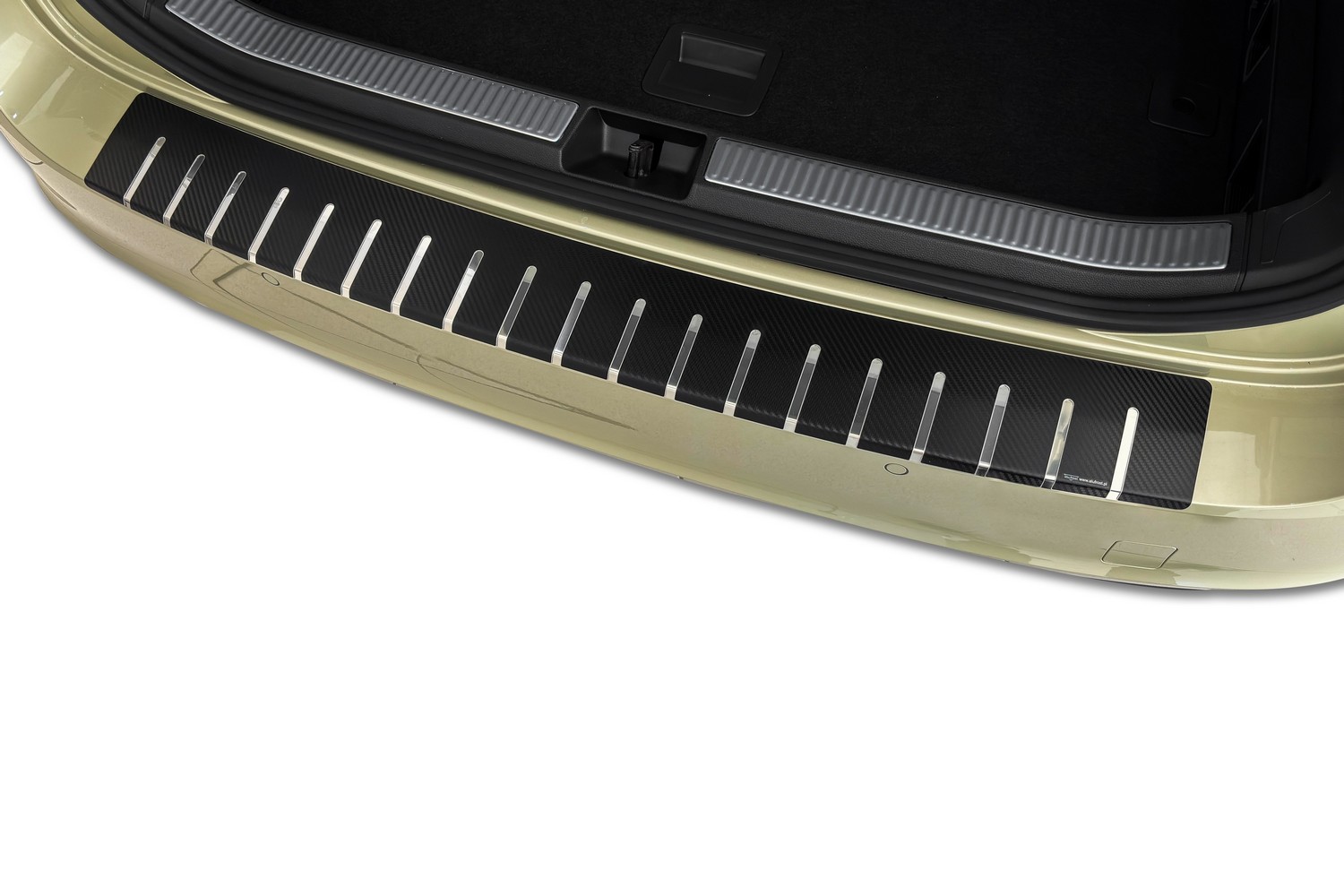 Protection de seuil de coffre convient à Skoda Superb IV Combi (B9) 2024-présent break acier inox - feuille de carbone