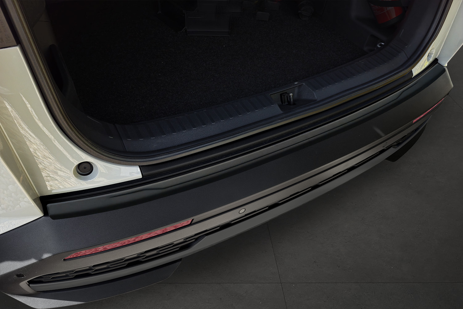 Rear bumper protector suitable for Skoda Elroq 2025-present stainless steel matt black Rear bumper protector suitable for Skoda Elroq 2025-present stainless steel matt black