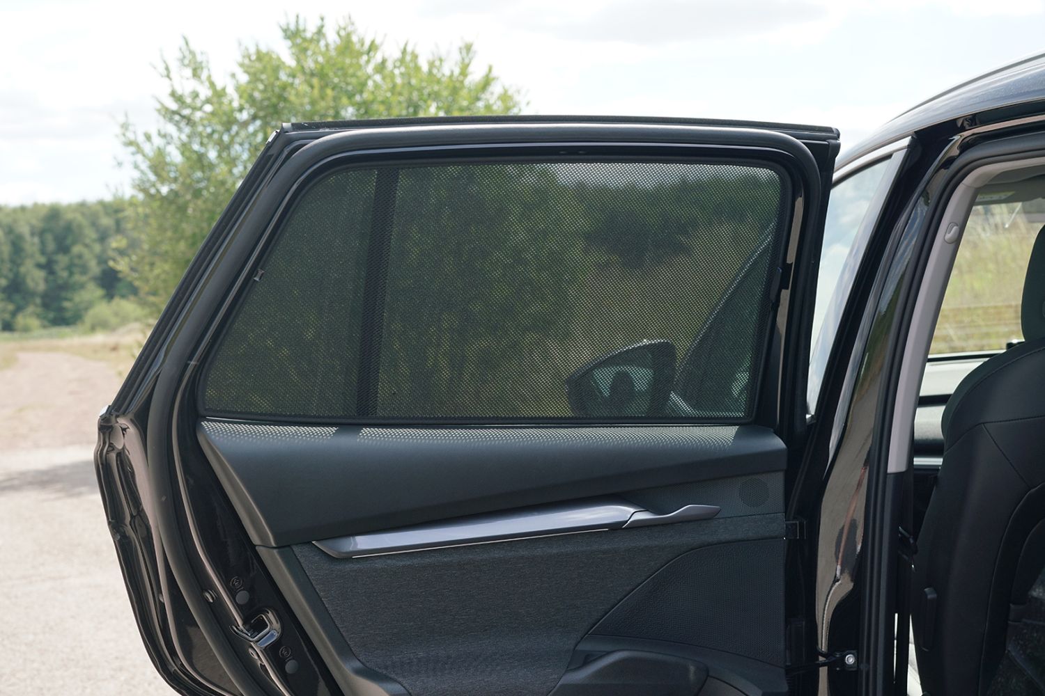 Sun shades suitable for Skoda Elroq 2025-present Car Shades - rear side doors (SKO1ELCS-RD) (2)