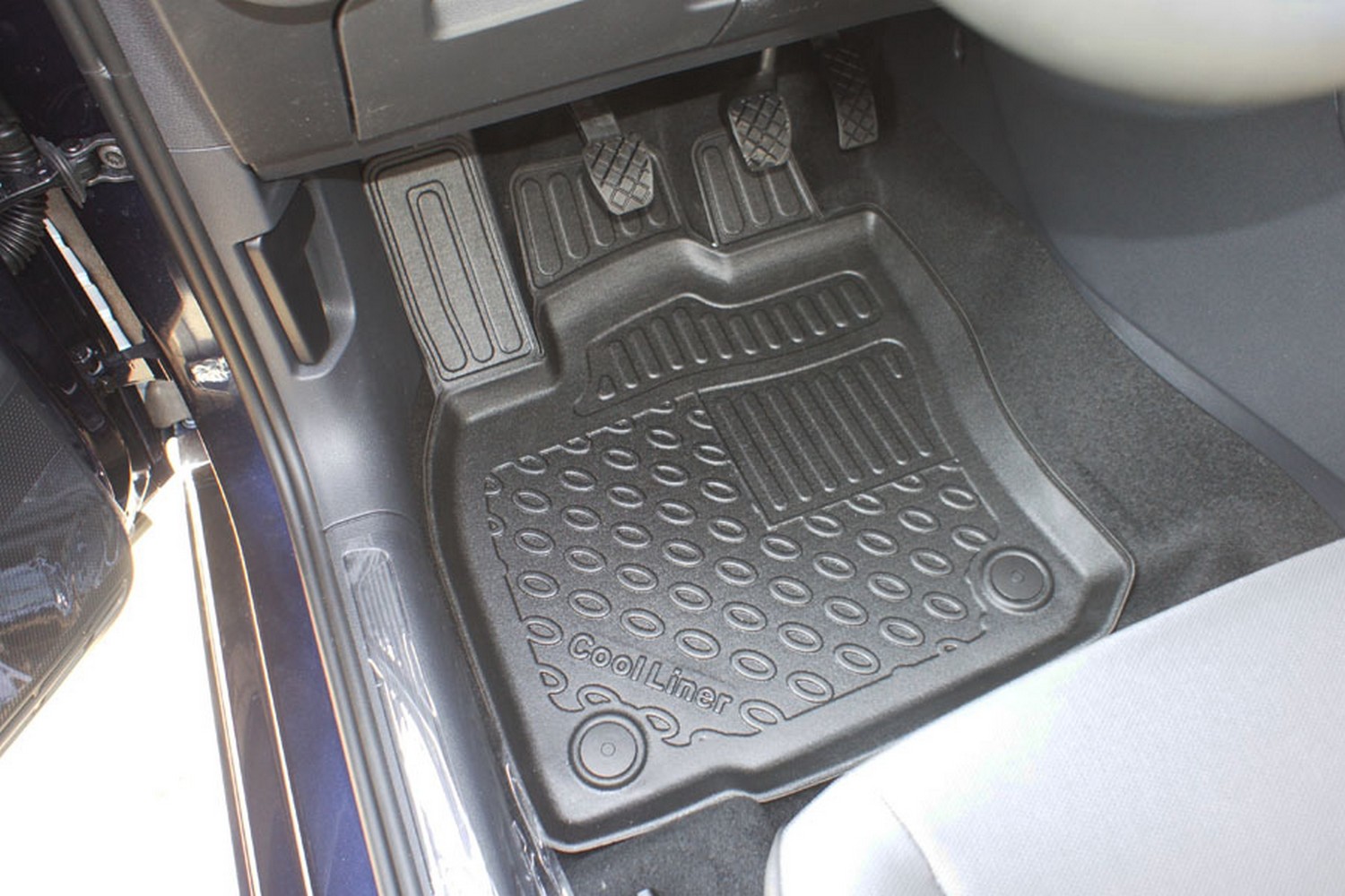 Car mats suitable for Skoda Karoq (NU) 2017-present Cool Liner PE/TPE rubber (SKO1KAFM-C) (2) Car mats suitable for Skoda Karoq (NU) 2017-present Cool Liner PE/TPE rubber (SKO1KAFM-C) (2)