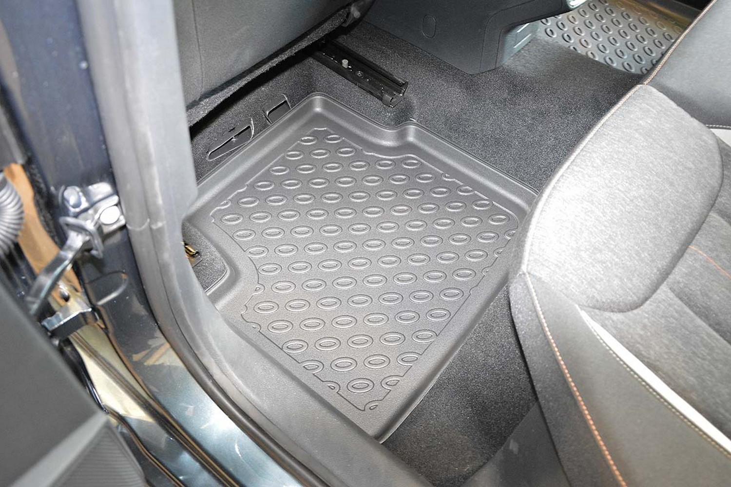 Car mats suitable for Skoda Scala (NW1) 2019-present 5-door hatchback Cool Liner PE/TPE rubber (SKO1SCFM-C) (4) Car mats suitable for Skoda Scala (NW1) 2019-present 5-door hatchback Cool Liner PE/TPE rubber (SKO1SCFM-C) (4)