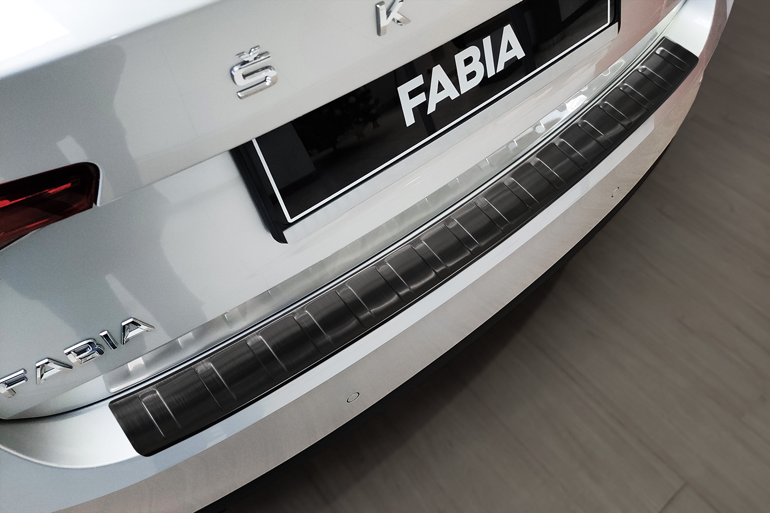 Bumperbeschermer Skoda Fabia IV 2021-heden 5-deurs hatchback RVS geborsteld antraciet
